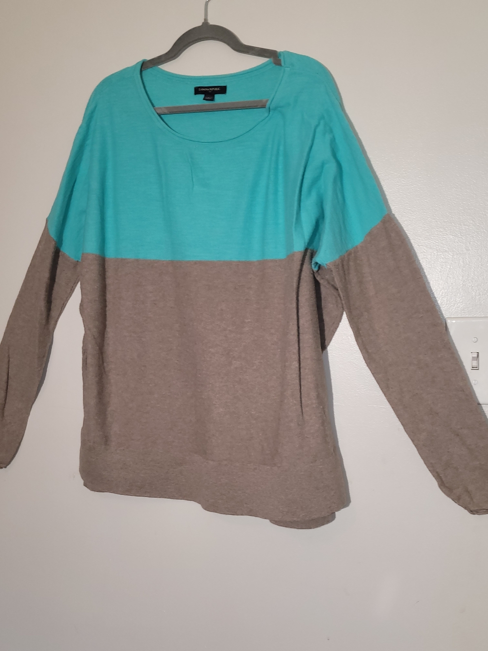 Banana Republic Turquoise and Taupe Colorblock Scoop Neck Sweater